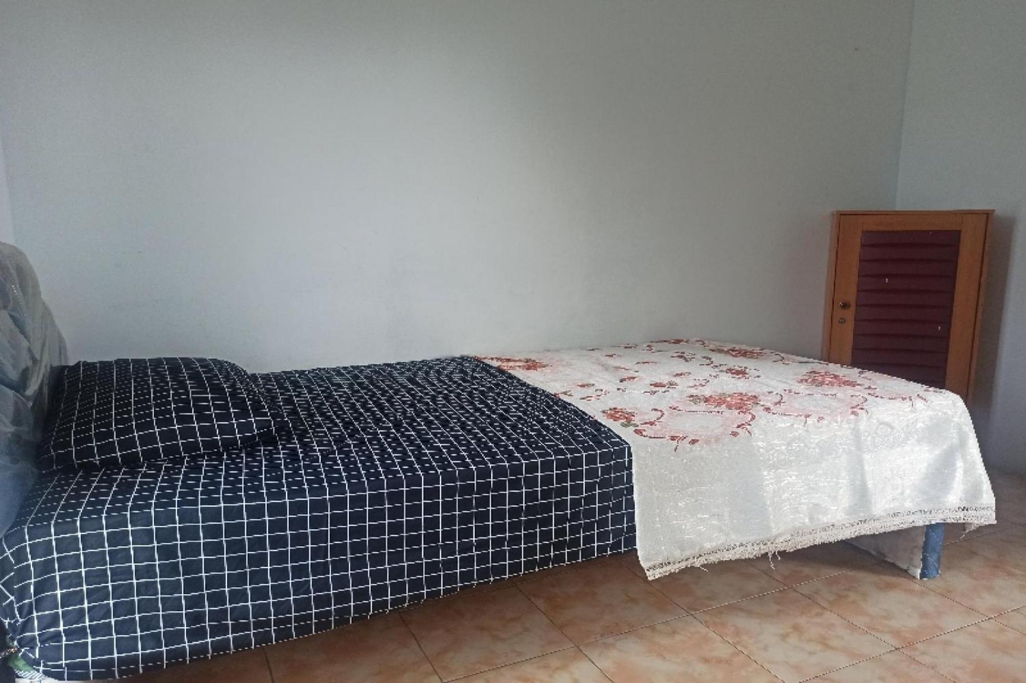 Oyo Life 91339 Pondok Kost Aulia Syariah Garut Exterior foto