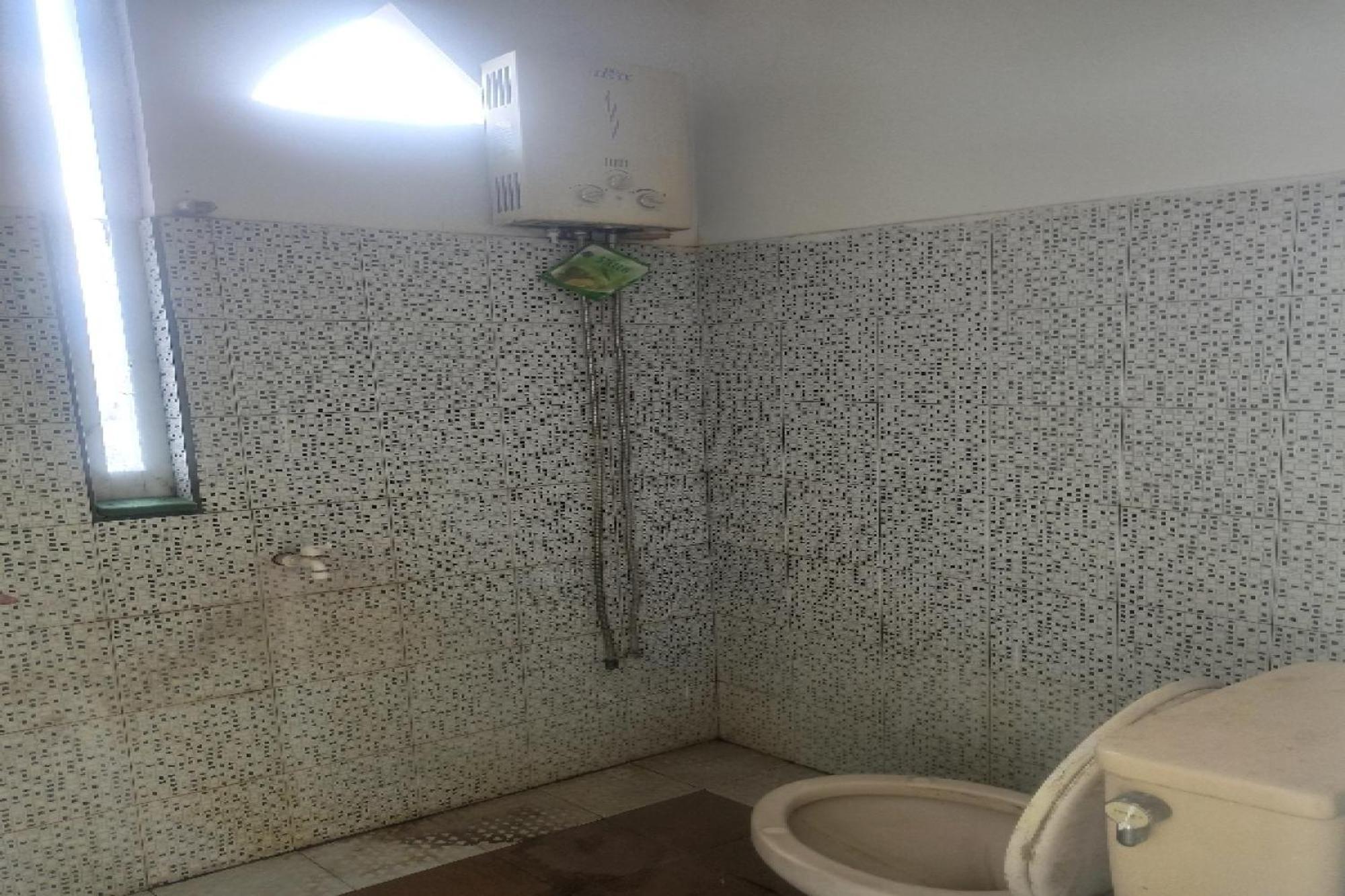 Oyo Life 91339 Pondok Kost Aulia Syariah Garut Exterior foto